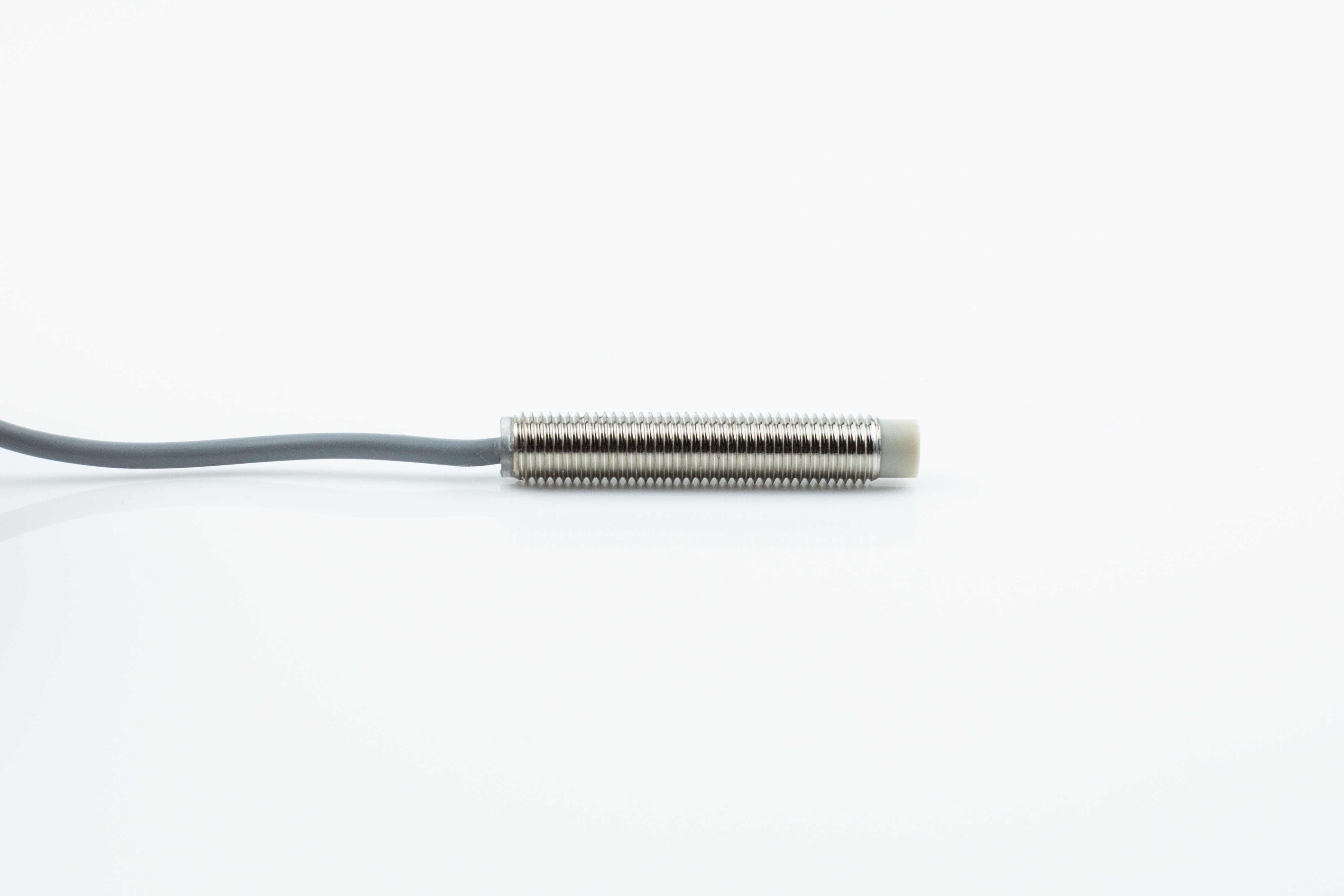 Inductive sensor NBB1-4GM22-E2